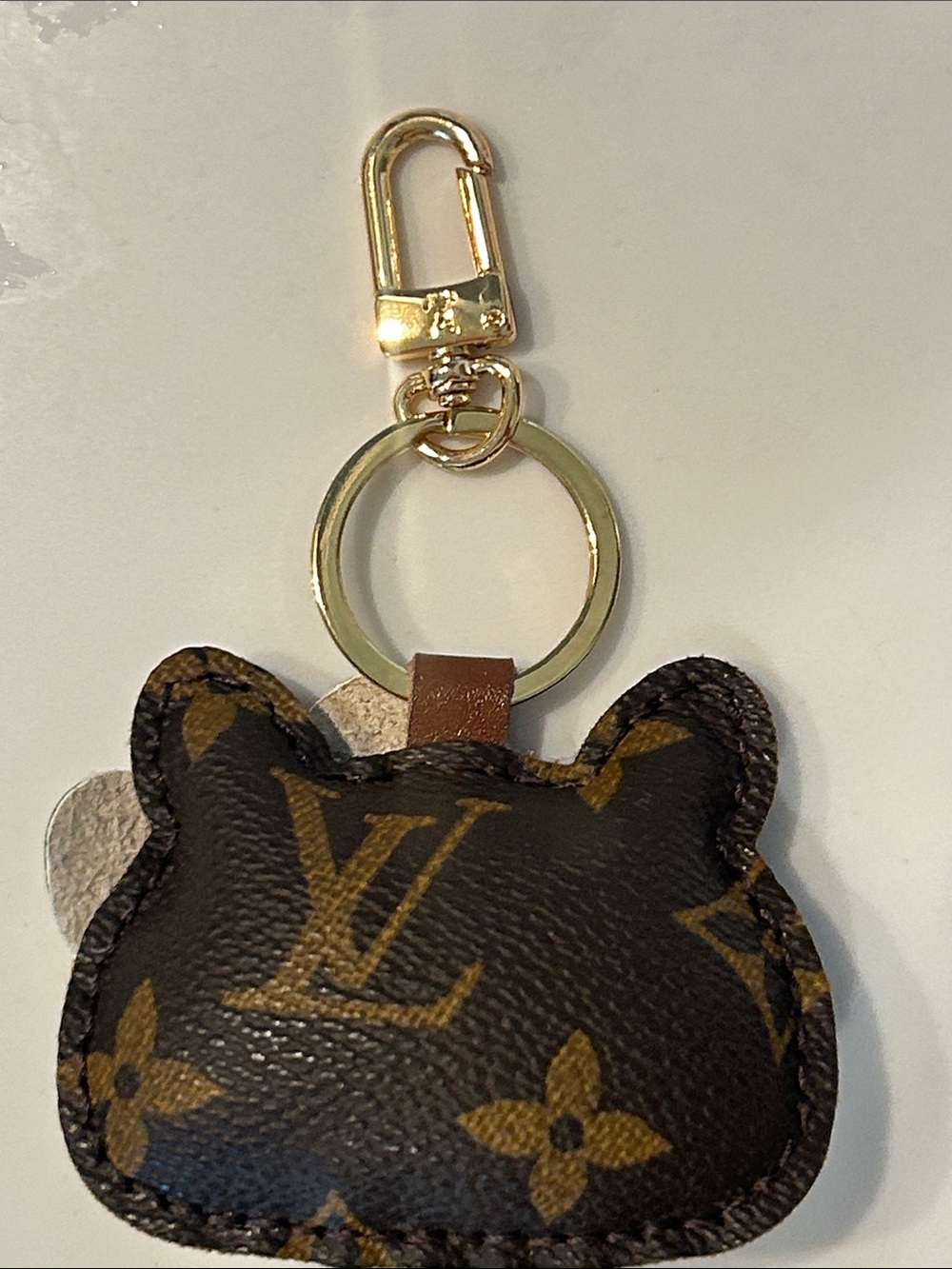 Upcycled LV Gold-Tone Brown Monogram HK Keychain Bag Charm with Leopard Bow - Picture 4 of 11